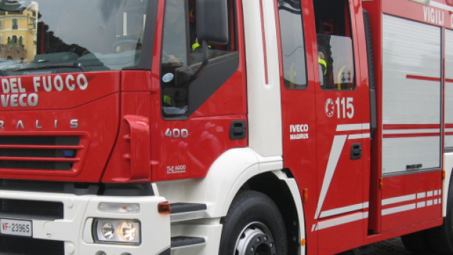 Lamezia Terme, 18enne muore in un incidente con la sua auto.