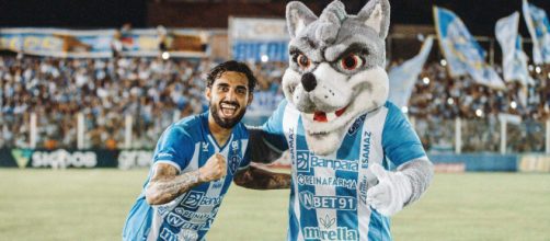 Payandu joga em casa precisando vencer (John Wesley/Paysandu)