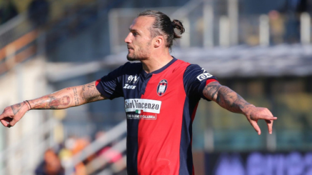 Crotone, Mogos in cerca di una squadra.