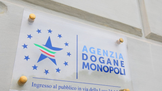 Concorso Agenzia delle Dogane 2022 - 980 posti per diplomati e ... - simoneconcorsi.it