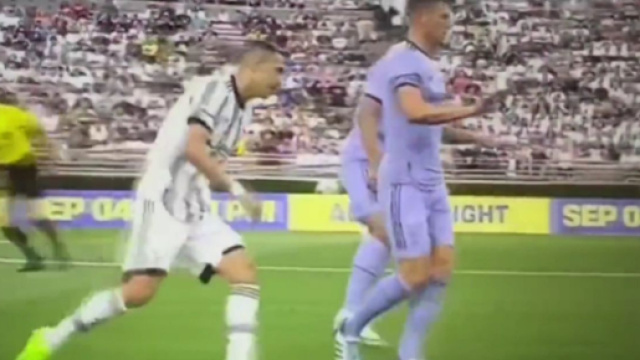 48 secondes de Kroos qui 'fait la mis&egrave;re' &agrave; Di Maria, la vid&eacute;o devient virale (capture YouTube)