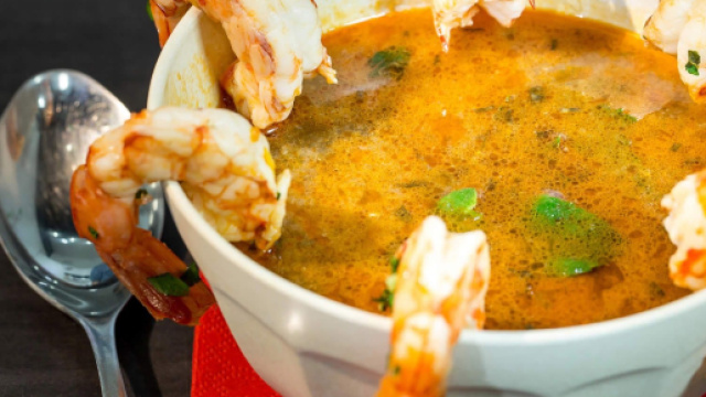 Bisque di gamberi, un piatto unico della cucina francese.