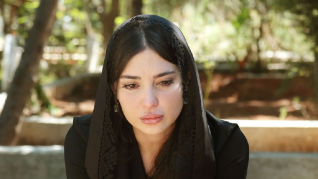Terra Amara, episodi 1^ stagione: Demir scopre Zuleyha e Yilmaz insieme.