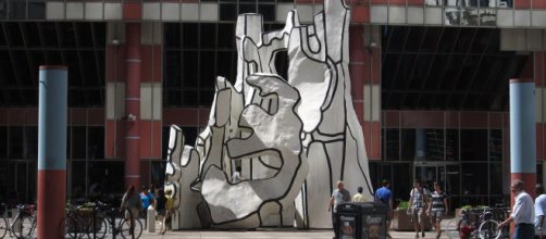 Jean Dubuffet's sculpture in the Chicago Loop (Image source: Ken Lund/Flickr)