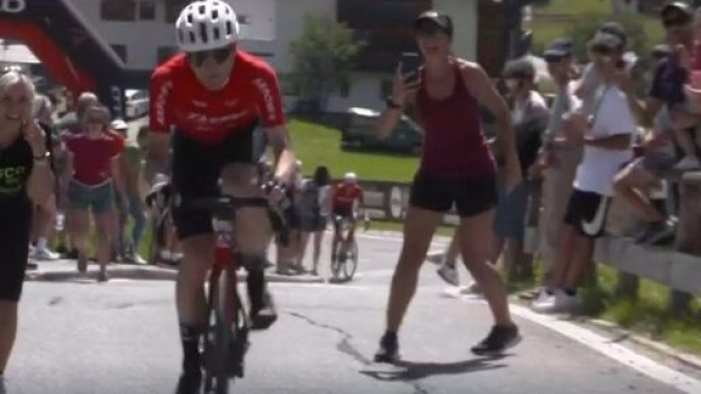 Ciclismo, il vincitore della Maratona delle Dolomiti Stefano Stagni