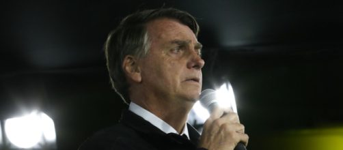 Bolsonaro tenta se explicar sobre compra de im&oacute;veis com dinheiro vivo (Clauber Cleber Caetano/PR)