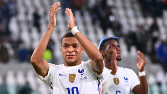 Mbapp&eacute; a r&eacute;cemment appel&eacute; Pogba pour en savoir plus sur son pr&eacute;tendu marabout (cr&eacute;dit Twitter)