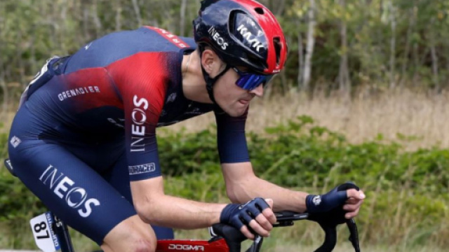 Pavel Sivakov, uno dei tanti corridori costretti al ritiro alla Vuelta Espa&ntilde;a.