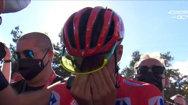 Vuelta Espana, la commozione di Remco Evenepoel all'arrivo di Navacerrada