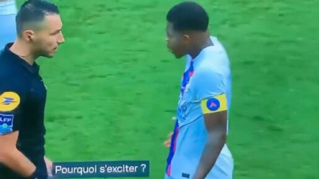 L'arbitre de PSG-Brest et Kimpembe ont eu un vif &eacute;change ce samedi. (cr&eacute;dit Prime)