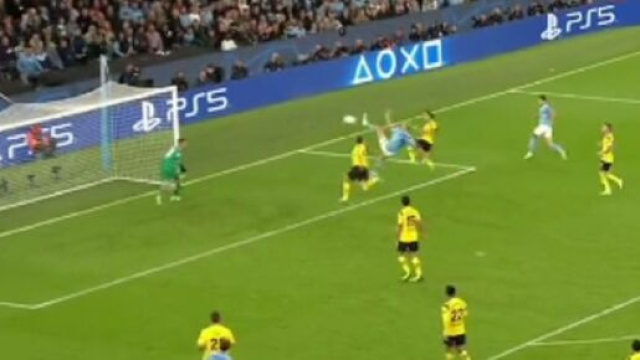 L&rsquo;ext&eacute;rieur de Cancelo pour le but stratosph&eacute;rique d&rsquo;Haaland, l'action buzze (capture YouTube)