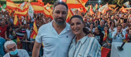 Santiago Abascal apoy&oacute; a Macarena Olona en las elecciones andaluzas (Instagram, sant_abascali)