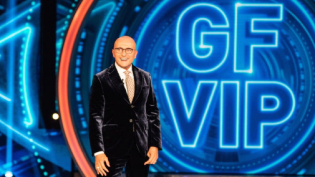 GFVip 7, Signorini sull'assenza di volti vip: 'In finale arriva chi crea dinamiche'.