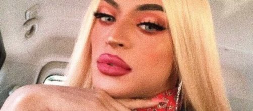 Pabllo Vittar tem contas bloqueadas ap&oacute;s n&atilde;o pagar d&iacute;vida (imagem reprodu&ccedil;&atilde;o Blasting News)