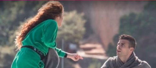 Piqu&eacute; y Shakira estar&iacute;an enfrentados por la custodia de sus hijos (Captura de pantalla de Telecinco)