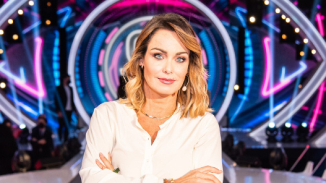 Sonia Bruganelli contro Giulia Salemi.