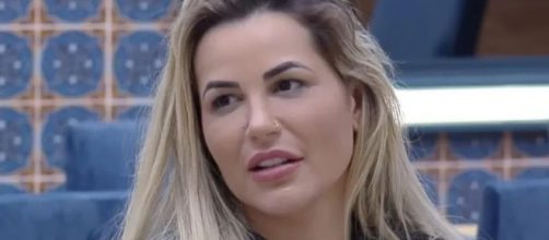 Deolane &eacute; acusada de pedir drogas em festa de 'A Fazenda 14' (Reprodu&ccedil;&atilde;o/RecordTV)