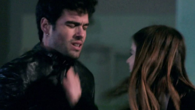 Un posto al sole, Nunzio Cammarota (Vladimir Randazzo) e Chiara Petrone (Alessandra Masi)