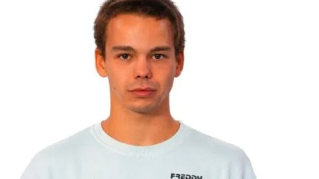 Chi &egrave; Andre: Amici, il canto e Instagram.