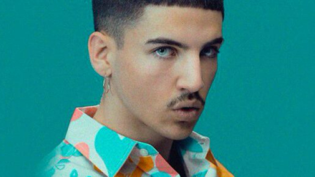 Chi &egrave; Piccolo G: Amici, la collaborazione con Izi e Instagram.