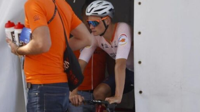 Il ritiro di Mathieu Van der Poel ai Mondiali di ciclismo