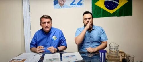 Bolsonaro est&aacute; proibido de usar Pal&aacute;cio da Alvorada para fazer lives (Reprodu&ccedil;&atilde;o/YouTube)