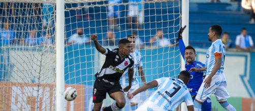 Cruzmaltino oscila bastante no Campeonato Brasileiro da S&eacute;rie B (Daniel Ramalho/CRVG)