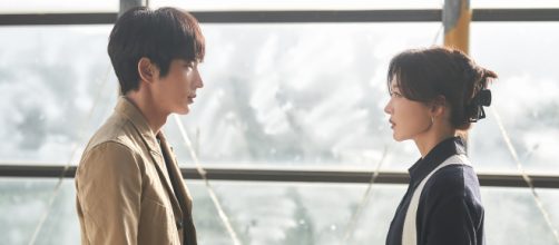 'Flower of Evil' &eacute; um grande sucesso da TV coreana (Divulga&ccedil;&atilde;o/tvN)