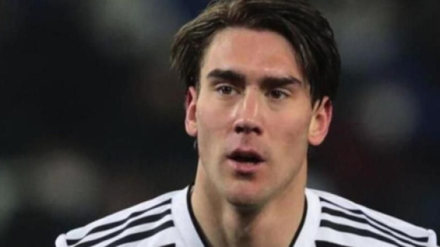 In foto Dusan Vlahovic, giocatore della Juve.