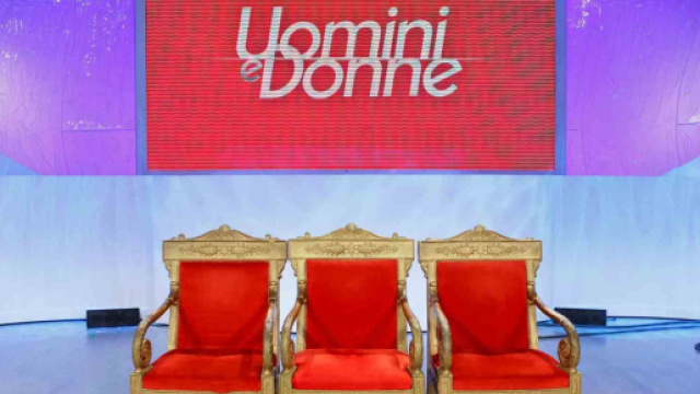 Cambio programmazione Mediaset settembre: Un altro domani sostituito da Uomini e donne.