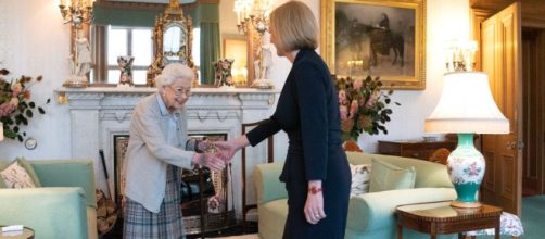 La &uacute;ltima aparici&oacute;n p&uacute;blica de Isabel II fue durante la asunci&oacute;n de Liz Truss como primera ministra brit&aacute;nica (Twitter, RoyalFamily)