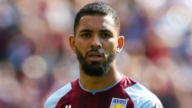 Douglas Luiz, centrocampista brasiliano.