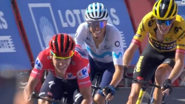 Vuelta Espana, la vittoria di Remco Evenepoel sull'Alto del Piornal.