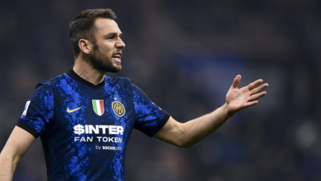 Inter, su De Vrij ci sono Roma e Juventus.