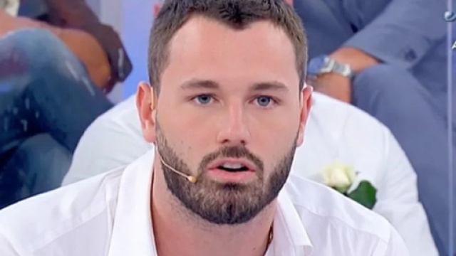 U&D, spoiler puntate 10 e 11/01: Federico Dainese abbandona il programma senza scelta.