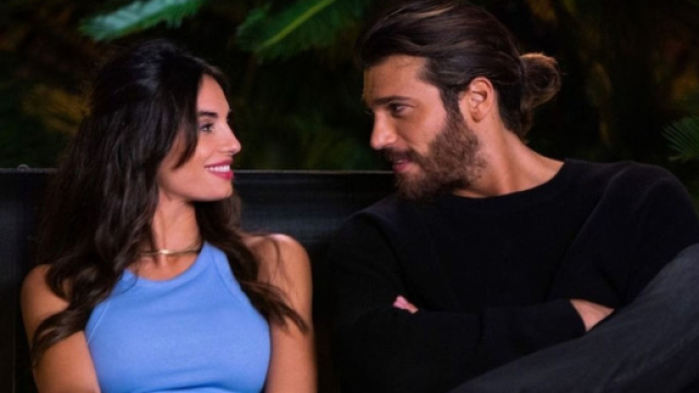 Viola come il mare, critiche a Francesca Chillemi