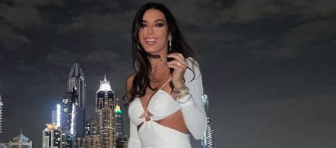 Moda e outfit, tendenze inverno 2023: i cuissardes di Elisabetta Gregoraci e la jumpsuit