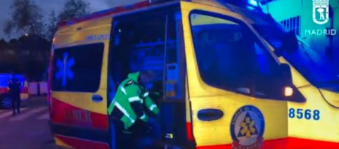 Una joven es hospitalizada tras ser agredida en el metro de Batán por varios menores