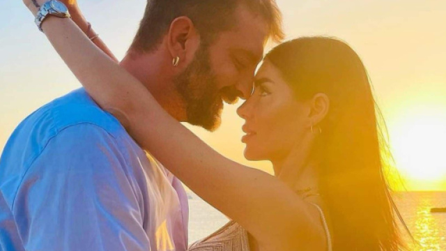 Bianca Atzei, dato alla luce il figlio frutto della relazione con Stefano Corti.