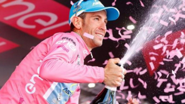 Ciclismo, la squadra di Vincenzo Nibali non &egrave; stata invitata al Giro d'Italia.