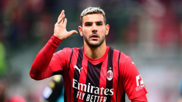 Theo nel mirino del Manchester United.