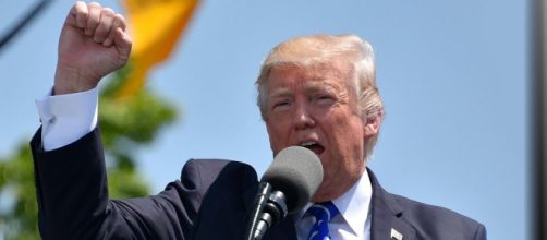 Donald Trump is working to get back on Facebook as he mounts a campaign to become president in 2024 (Image source: Gerd Altmann/Pixabay)