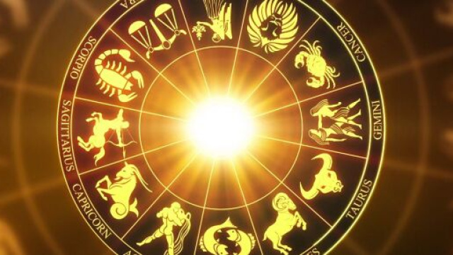 Previsioni astrologiche del 21 gennaio: Sagittario innamorato, Pesci creativi.