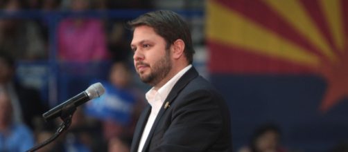 Rep. Ruben Gallego jumps into Arizona Senate race (Image source: Gage Skidmore/Flickr)