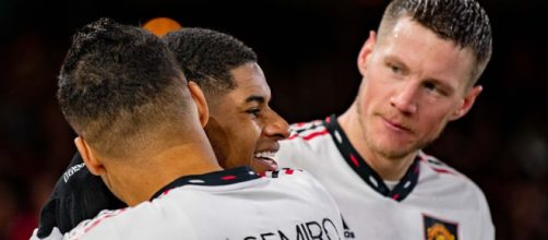 Manchester est&aacute; perto da final (Reprodu&ccedil;&atilde;o/Twitter/@ManUtd)