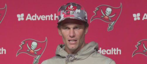 Brady brought her daughter Vivian to riding lesson in Miami (Image source: Buccaneers)