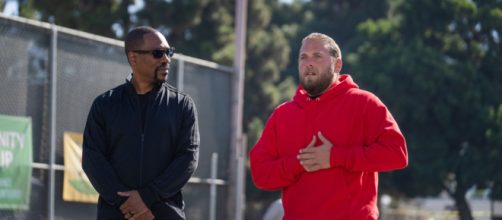 Eddie Murphy e Jonah Hill em cena de 'Certas Pessoas', estreia da Netflix (Foto: Arquivo Blastingnews)