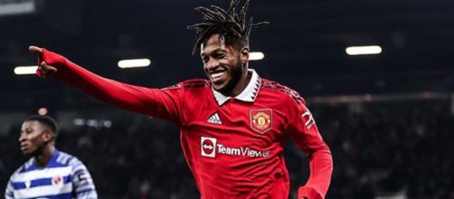 Fred marcou um belo gol de letra (Reprodu&ccedil;&atilde;o/Twitter/@ManUtd).