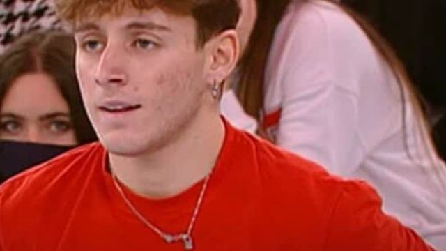 Amici, chi &egrave; Alessio Cavaliere: 19 anni, ha preso il posto di Samuel Antinelli.