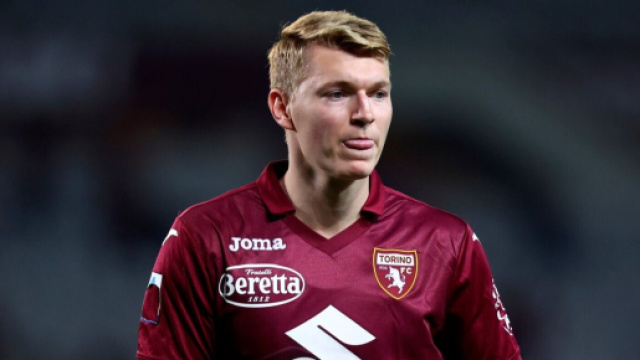 L'Inter vorrebbe Schuurs ma potrebbero arrivare importanti offerte dalla Premier.